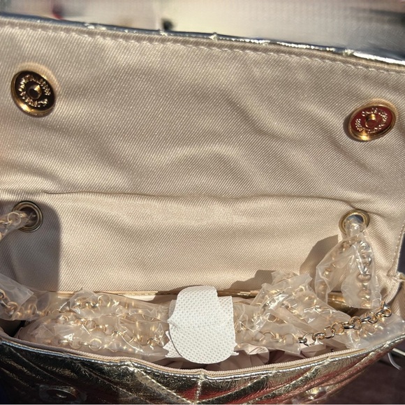 Nicole Miller Gold Chevron Mini Bag - Picture 4 of 7